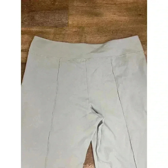 Athleta Eastbound Wide Pants Women's 16 Light Blue Pull On Stretch Athleisure - Picture 7 of 10